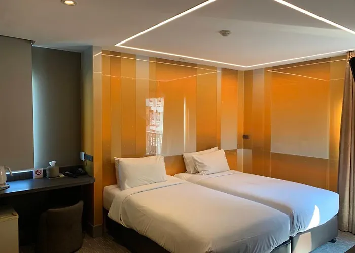 Tango Vibrant Living - Sha Extra 4*