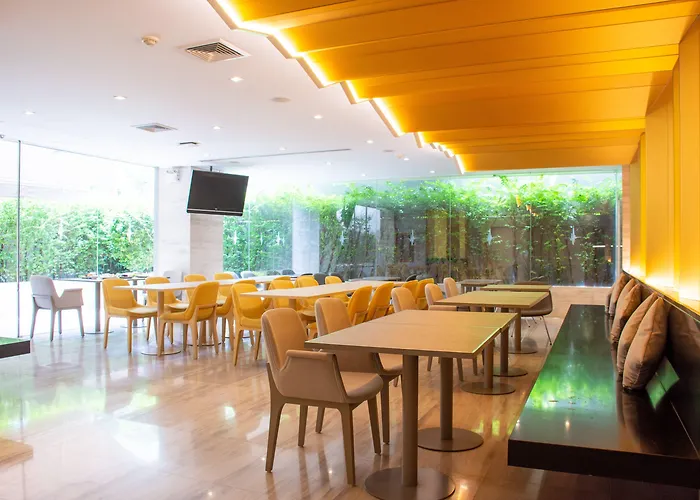 Tango Vibrant Living - Sha Extra 4*