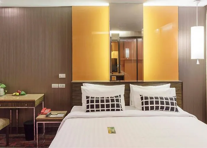 Tango Vibrant Living - Sha Extra 호텔 4*