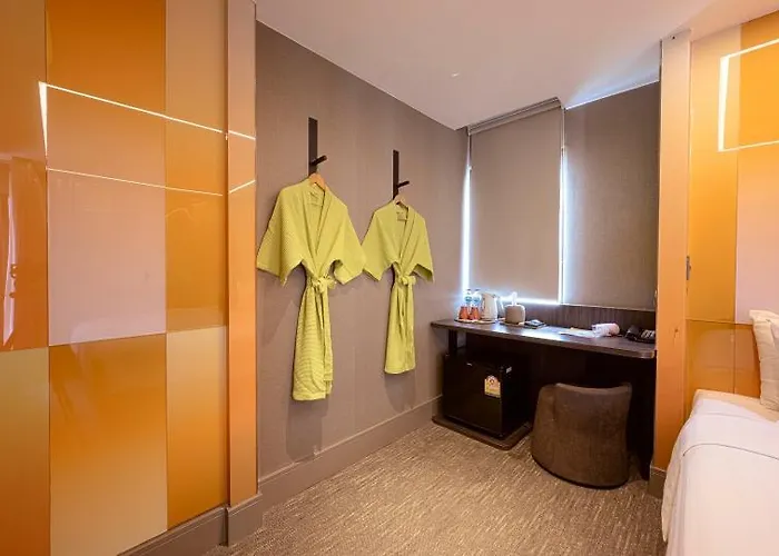 Tango Vibrant Living - Sha Extra 4*